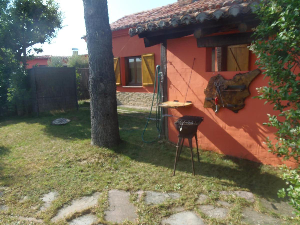El Uncar Villa Castrejon de la Pena Exterior foto