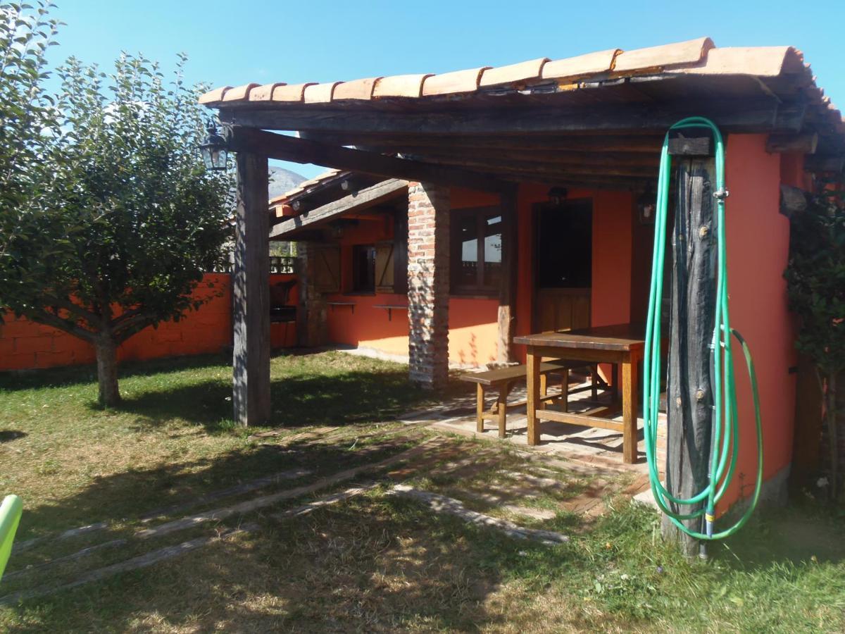 El Uncar Villa Castrejon de la Pena Exterior foto